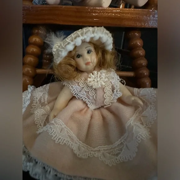 SET OF 3 PORCELAIN DOLLS - Picture 2 of 7